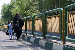 ورود بانوان به محل برگزاری نماز