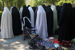 حضور اقشار مختلف بانوان در نمازروز جمعه