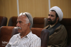 نشست بررسی نشر وتولید کتابهای قرآنی در نمایشگاه قرآن