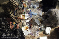 سفره افطار «یک لقمه مهربانی» در کوره پزخانه‌های خاورشهر