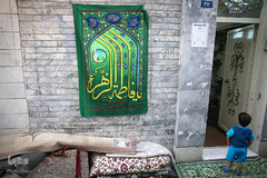 سفره افطار کریم اهل‌بیت(ع)در کوچه پس کوچه‌های جنوب تهران