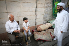 سفره افطار کریم اهل‌بیت(ع)در کوچه پس کوچه‌های جنوب تهران