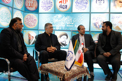 حضور رییس جهاد دانشگاهی در نمایشگاه قرآن