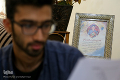 خانواده گلستانی و فرزندشان که حافظ کل قرآن کریم است.