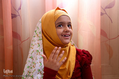 خانواده سعیدی، مادر حافظ کل قرآن کریم و دخترشان حافظ ۲ جزء قرآن کریم