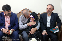 دیدار نمایندگان جامعه قرآنی با خانواده شهید مدافع حرم «مصطفی صدرزاده»