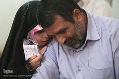 فاطمه دختر شهید قرآنی مدافع حرم «مصطفی صدرزاده»