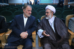 حجت‌الاسلام نیک‌نژاد، رییس سازمان تبلیغات اسلامی استان تهران و عباس سلیمی، پیشکسوت قرآنی