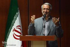 دکتر نوید ادهم