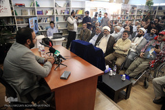  رونمایی از کتاب «به روایت همت»