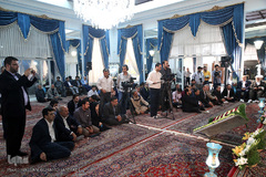 آئین تجلیل از حافظان و قاریان محافل انس با قرآن حرم مطهر امام خمینی(ره)