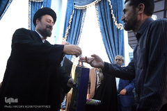 آئین تجلیل از حافظان و قاریان محافل انس با قرآن حرم مطهر امام خمینی(ره)