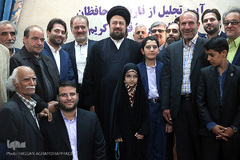 آئین تجلیل از حافظان و قاریان محافل انس با قرآن حرم مطهر امام خمینی(ره)