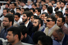 دیدار خانواده‌های شهدای منا با رهبر معظم انقلاب