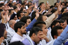 دیدار خانواده‌های شهدای منا با رهبر معظم انقلاب