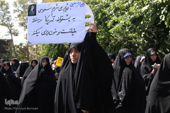 راهپیمایی نمازگزاران درمحکومیت جنایات آل‌سعود