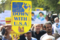 راهپیمایی نمازگزاران درمحکومیت جنایات آل‌سعود