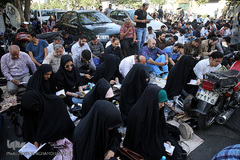 دعای عرفه در حسینیه صنف لباس فروشان تهران