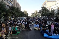 دعای عرفه در حسینیه صنف لباس فروشان تهران