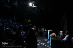 نشست رسانه ای مدیر عامل انجمن تئاتر انقلاب و دفاع مقدس