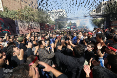 تشییع پیکر شهید مدافع حرم سجاد زبرجدی در محله خانی ابادنو