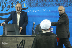 نشست بررسی وضعیت تولید و توزیع کتاب‌های عاشورایی