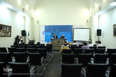 نشست بررسی وضعیت تولید و توزیع کتاب‌های عاشورایی