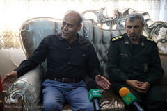 دیدار نمایندگان جامعه قرآنی با خانواده شهید قرآنی «احمد شعبانی ورکی»