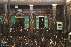 عزاداری دهه اول محرم در حسینیه سادات اخوی