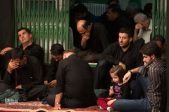 عزاداری دهه اول محرم در حسینیه سادات اخوی