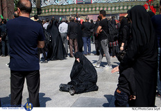 عزاداری مردم حسینی  در ظهر روز عاشورا