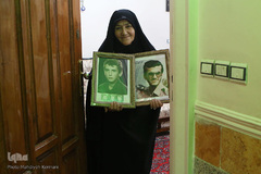 دیدار خانواده قرآنی با خانواده شهیدان غیاثوند قیصری 