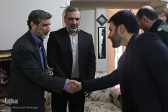 دیدار خانواده قرآنی با خانواده شهیدان غیاثوند قیصری 