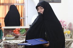 دیدار خانواده قرآنی با خانواده شهیدان غیاثوند قیصری 