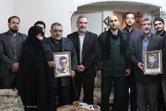 دیدار خانواده قرآنی با خانواده شهیدان غیاثوند قیصری 