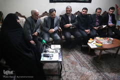 دیدار نمایندگان جامعه قرآنی با خانواده شهید «مهدی خاتمی»