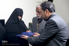 دیدار نمایندگان جامعه قرآنی با خانواده شهید «مهدی خاتمی»