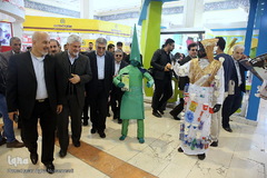 بازدید دکتر طیبی مدیر جهاد دانشگاهی از نمایشگاه مطبوعات