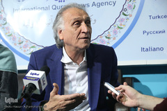 احمد نجفی بازیگر سینما میهمان ایکنا در روز پنجم نمایشگاه مطبوعات