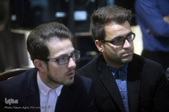 مناظره دانشجویی در غرفه ایکنا ـ نمایشگاه مطبوعات