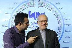 محمدرضا نعمت‌زاده وزیر صنعت و معدن مهمان ایکنا در روز هفتم نمایشگاه مطبوعات
