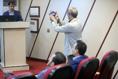 نشست «اقتصاد مقاومتی؛ چالش‌های پیش رو و راهکارها»