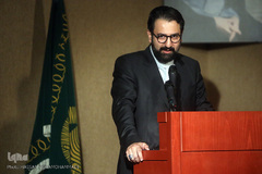 سیدمجتبی حسینی، مدیرعامل کتابخانه و موزه ملی ملک