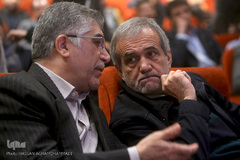 مسعود پزشکیان نایب رئیس مجلس و حمیدرضا طیبی، رئیس جهاد دانشگاهی