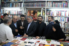 کتاب‌گردی سیدرضا صالحی‌امیری، وزیر فرهنگ و ارشاد اسلامی