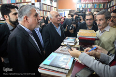 کتاب‌گردی سیدرضا صالحی‌امیری، وزیر فرهنگ و ارشاد اسلامی