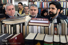 کتاب‌گردی سیدرضا صالحی‌امیری، وزیر فرهنگ و ارشاد اسلامی