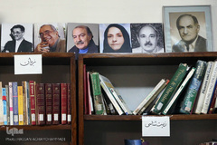 کتابگردی احمد مسجد جامعی