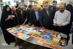 کتابگردی احمد مسجد جامعی