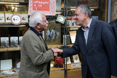 کتابگردی احمد مسجد جامعی